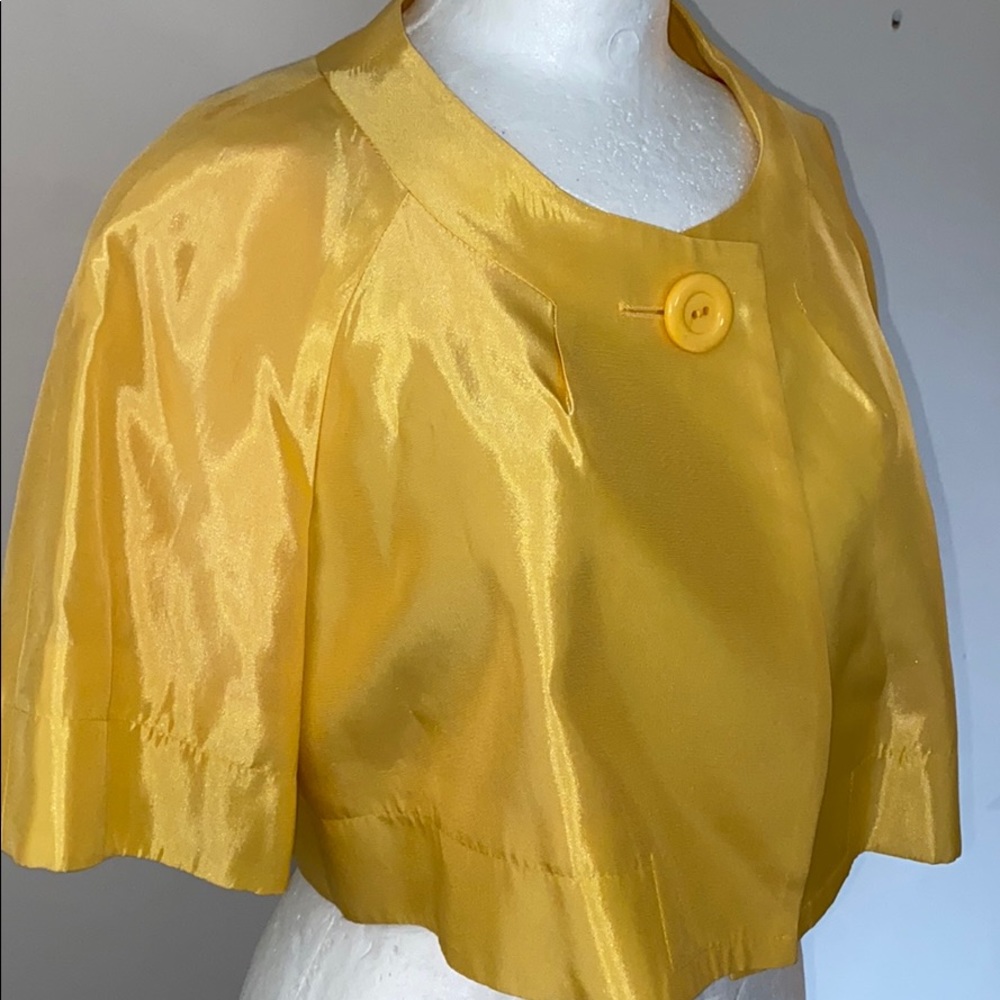 Yellow cropped jacket - Picture 2 of 2